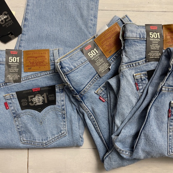 Levi’s Premium 501 Crop in Tango Surge - Picture 15 of 16